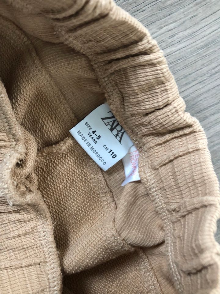 Zara Hose Gr 110 *neu* in Dortmund