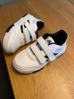 Adidas Turnschuh Sneaker wie neu 32 weiß schwarz Baden-Württemberg - Oberkirch Vorschau