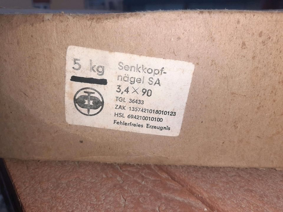 Nägel Senkkopfnägel Baunägel Drahtstifte 90 x 3.4  (1€/kg) in Röderaue