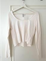 H&M sommerliches cropped Shirt mit seitlichen Schlitzen Gr. L Bayern - Eichenau Vorschau