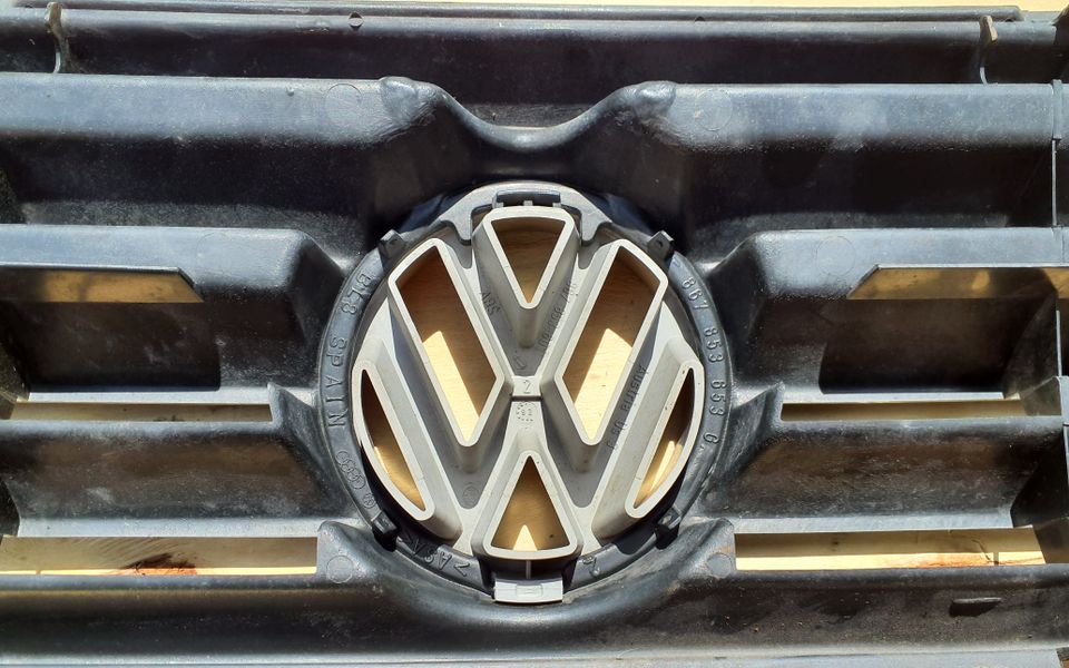 VW Polo 86C Kühlergrill in Steinbergkirche