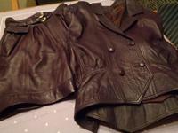 MUTTERTAGSGESCHENK  ECHTES hochwertiges LEDERKOSTÜM GR. 34/36 vom Baden-Württemberg - Eislingen (Fils) Vorschau