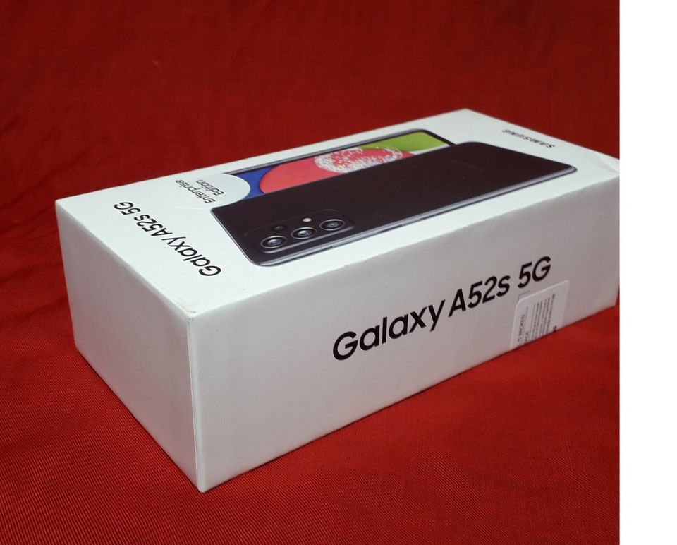Samsung A52s 5G A528B Smartphone 128GB & Hülle UNBENUTZTE NEUWARE in Berlin