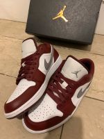 Jordan 1 low Cherrywood red Größe 42.5 (SO GUT WIE NEU!) Baden-Württemberg - Spaichingen Vorschau