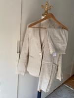 Creme farbiger Leinen Hosenanzug Damen Gr 38-40 Nordrhein-Westfalen - Neuss Vorschau