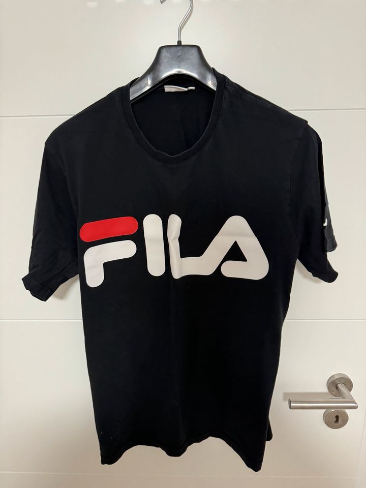 Fila herren tshirt schwarz gr M NEU in Ulm