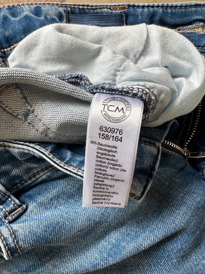 Jeans Jungen in Nußdorf am Inn