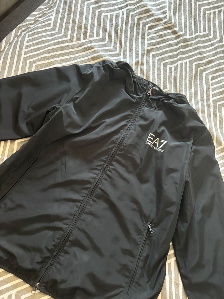 EA7 Emporio Armani Windbreaker Jacke in Laichingen