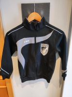 Trainingsjacke Jako schwarz grau mit Aufnäher Größe 134/140 Thüringen - Erfurt Vorschau