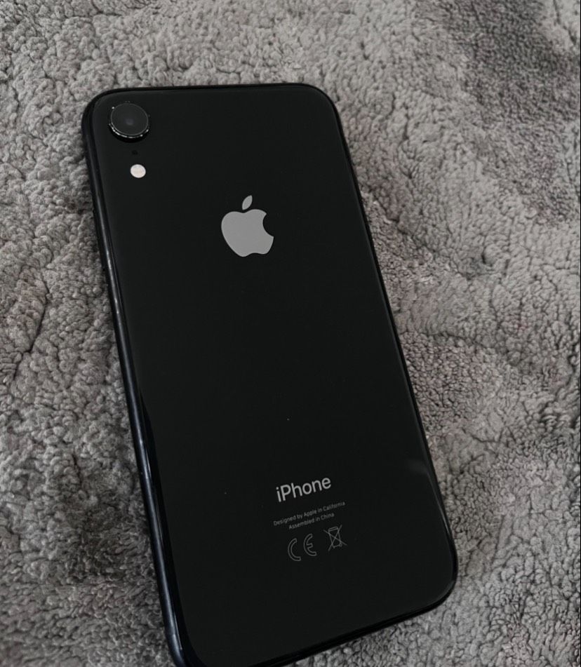 iPhone XR 256 GB in Solingen