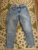 2x Mom Jeans H&M,schwarz/38,Only,blau/S/30 Bayern - Kahl am Main Vorschau