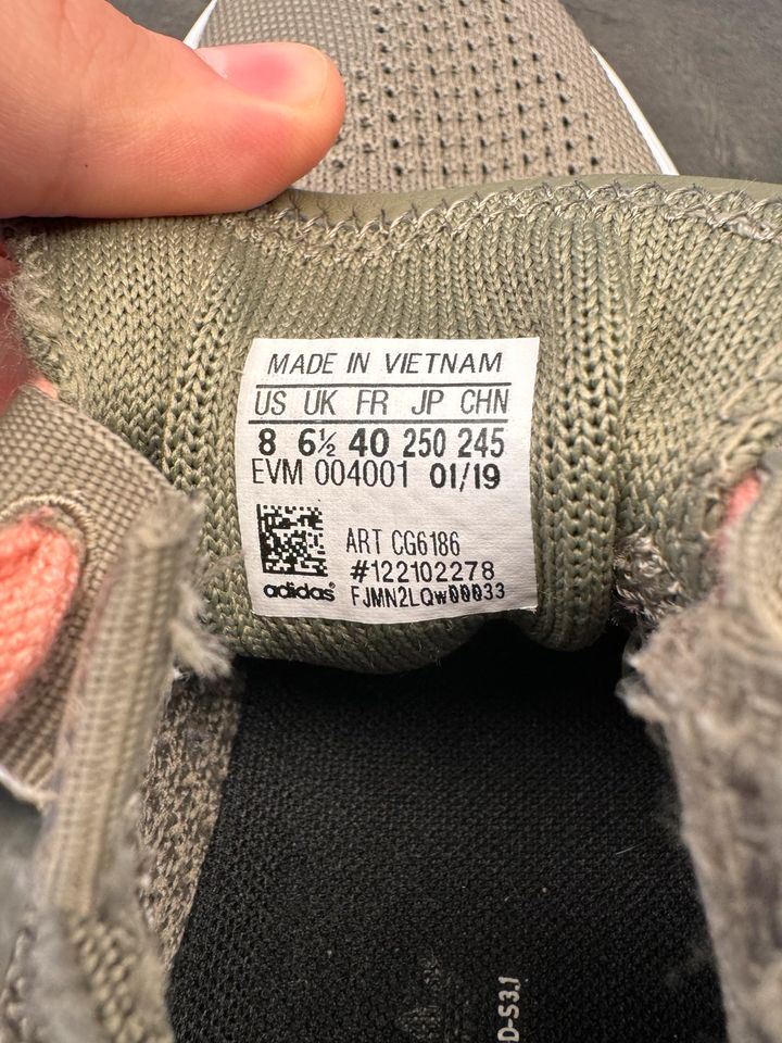 Adidas POD S3.1 Sneaker Gr. 40 in stliche Vorstadt