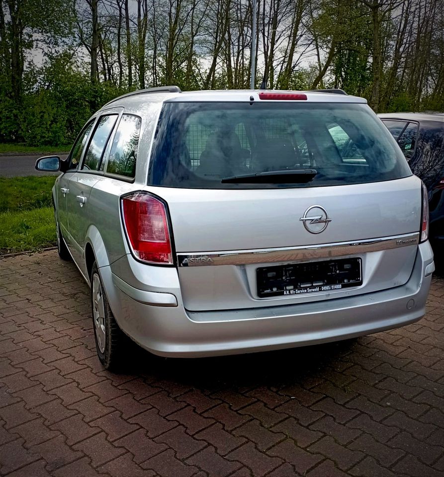 Opel Astra H 1,6L  Kombi klima in Surwold