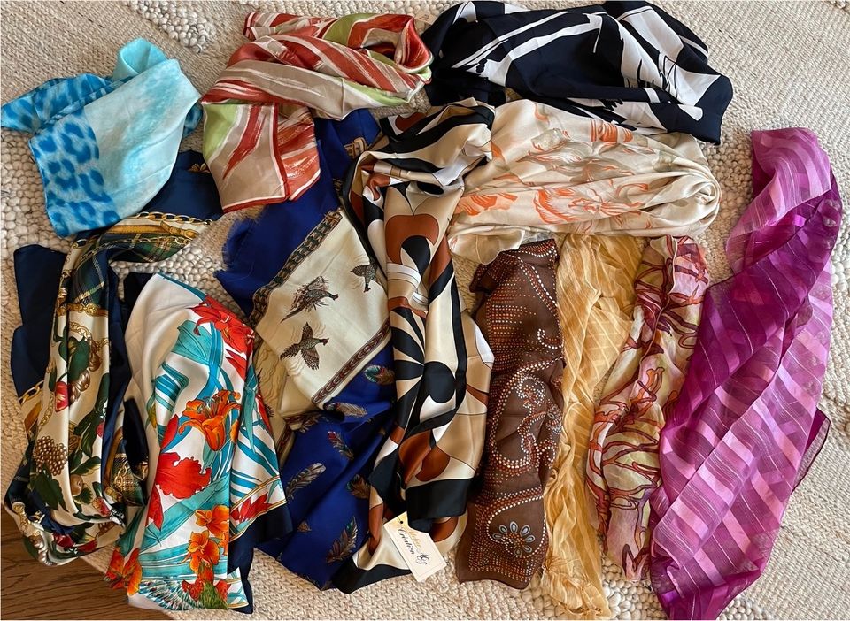 12 Schöne Halstücher Schals in Bayern - Dorfen | eBay Kleinanzeigen ist  jetzt Kleinanzeigen