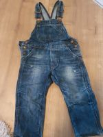 Coole Jeans Latzhose von H&M Gr. 92 Top Zustand Hessen - Gudensberg Vorschau