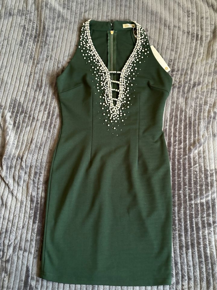Diva Fashion Kleid NEU Ungetragen Grün mit Perlen und Steinchen in Niederdorfelden