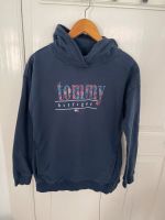 Tommy Hilfiger Hoodie Gr176 Hessen - Bad Karlshafen Vorschau