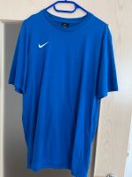 Nike T-Shirt Herren Kr. Altötting - Burghausen Vorschau