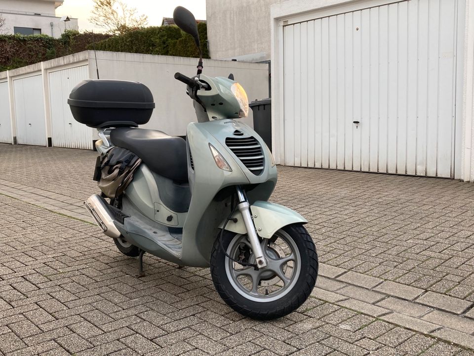 Honda pes 125 in Essen