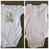 Hust & Claire Baby Mädchen 2er Set Kurzarm Body Weiß Hase Rosa 74 Nordrhein-Westfalen - Erkrath Vorschau