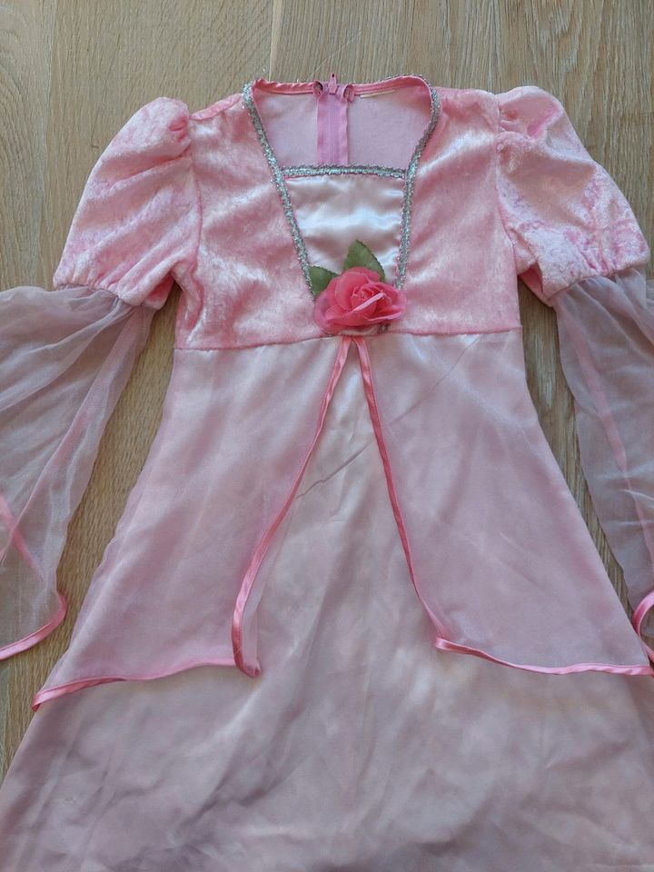 Kleid  Set Prinzessin 116 rosa mit Kronen Zauberstab etc in Weilheim i.OB