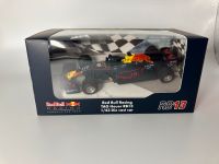 Formel 1 F1 Red Bull RB13 Modellauto Maßstab 1:43 Auto Niedersachsen - Weener Vorschau