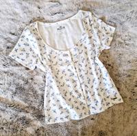Shirt Hollister Neu TShirt Top Bluse Oberteil Knöpfe Blumen blau Bayern - Kempten Vorschau