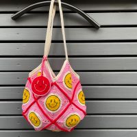 Gehäkelte SMILEY Tote Bag Tasche Häkeltasche Beutel, neu Nordrhein-Westfalen - Gütersloh Vorschau