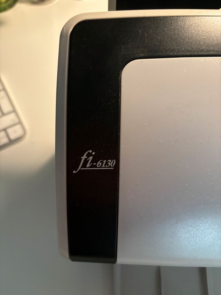 Fujitsu fi-6130 Dokument Scanner in Hamburg
