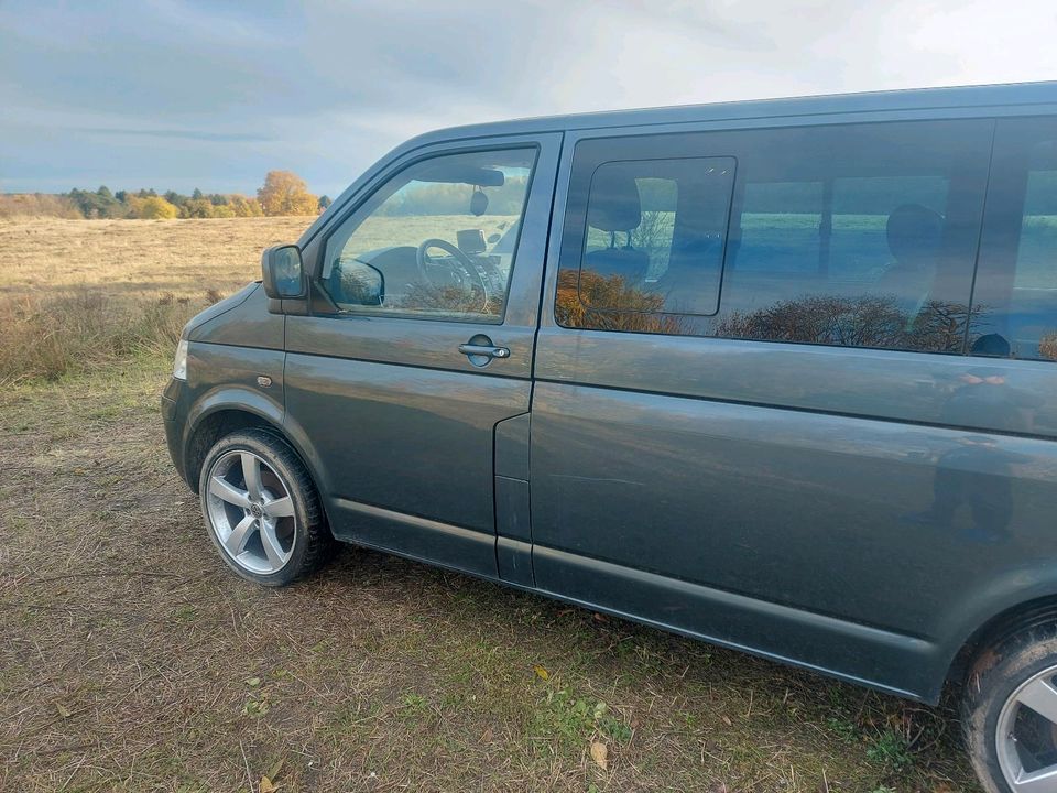 Vw t5 tür Kotflügel motor 2,5tdi bpc automatikgetriebe JUM  turbo in Rüdersdorf