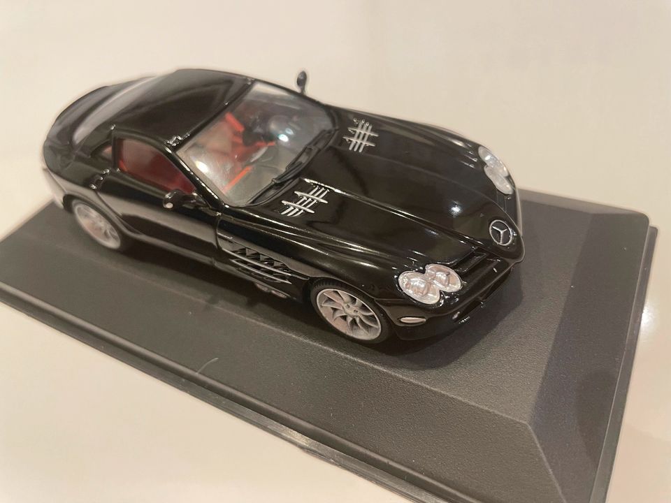 De Agostini Modellauto Mercedes SLR McLaren 2004 (Neu) in Saarlouis