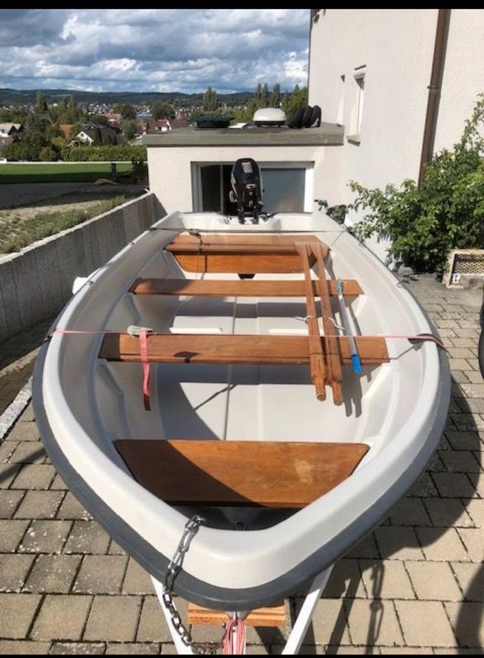 Ruderboot, Terhi 440, Angelboot, Motorboot ink. Trailer und Motor in Oberderdingen