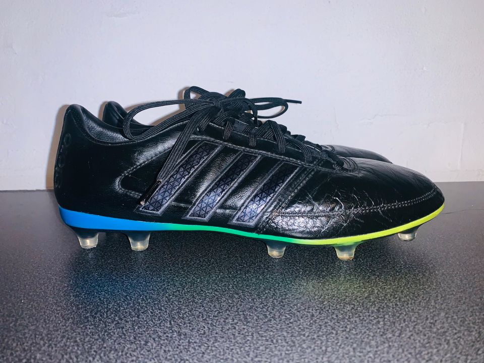 Adidas Gloro 16.1 Fußballschuhe Gr.44 2/3 schwarz Leder bunt in Moers