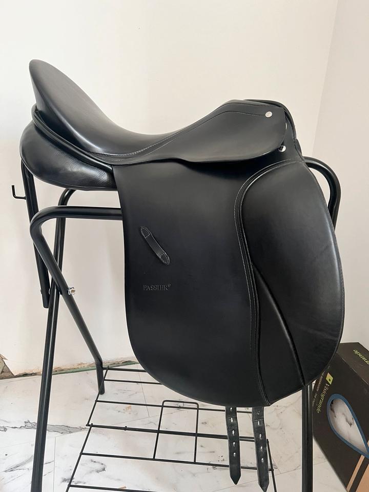 Passier Grand Gilbert Extra Dressursattel 17,5 Top Zustand in Stadtroda