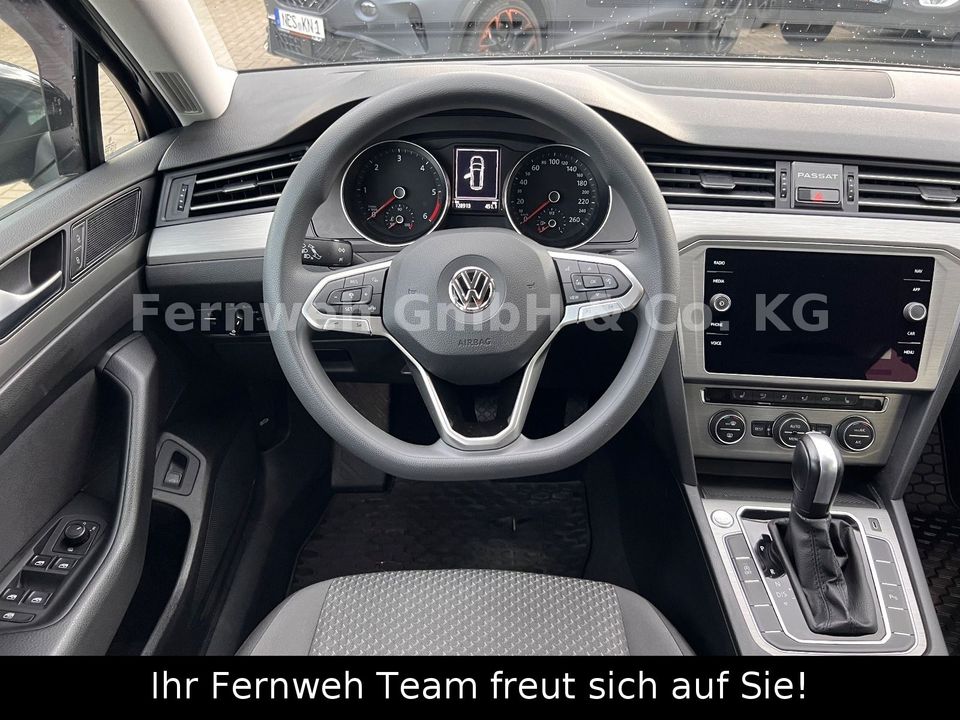 Volkswagen Passat Variant Basis // 1.HAND // NAVI // UVM! in Bad Neustadt a.d. Saale
