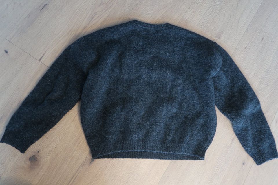 Pullover 134 / 140 H&M in Kümmersbruck