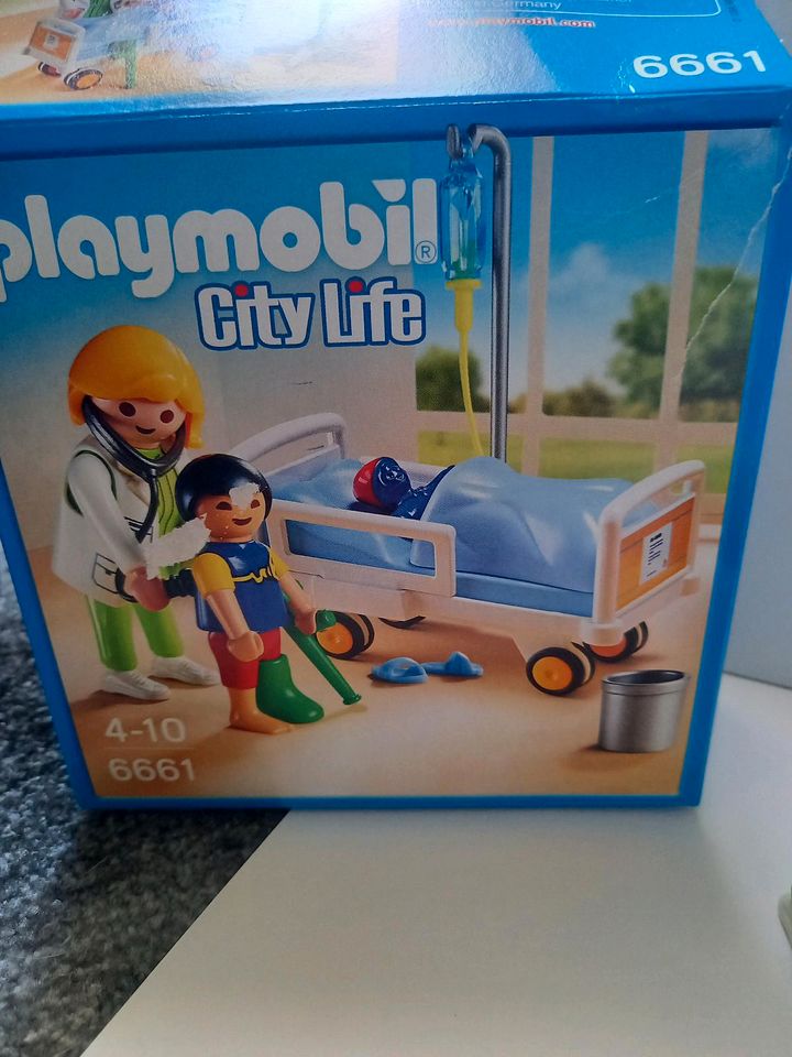 Playmobil-City Life Kinderkrankenbett 6661 in Prödel