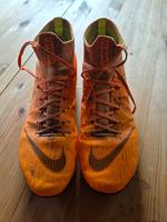 Nike Mercurial Flyknit mit Socken Gr. 42 Niedersachsen - Celle Vorschau