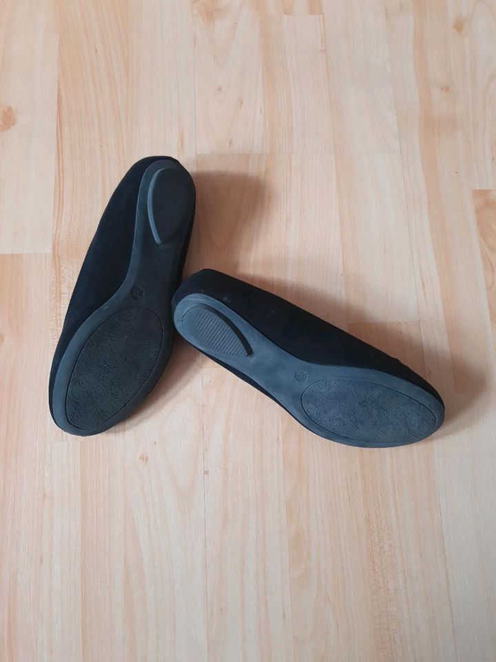 Schuhe Größe 35 in Wallichen