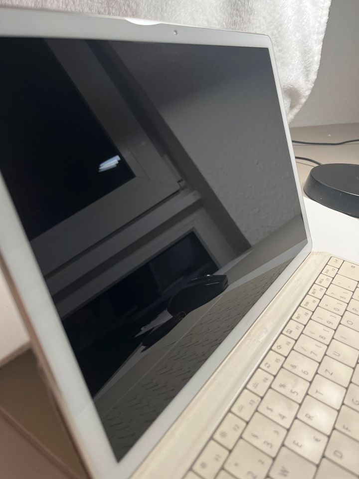 Huawei Matebook HZ-W19 Notebook Tablet in Oldenburg