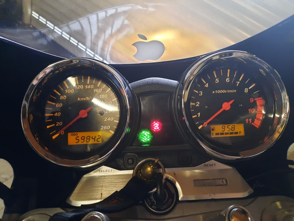 Suzuki GSX 1400 in Zetel