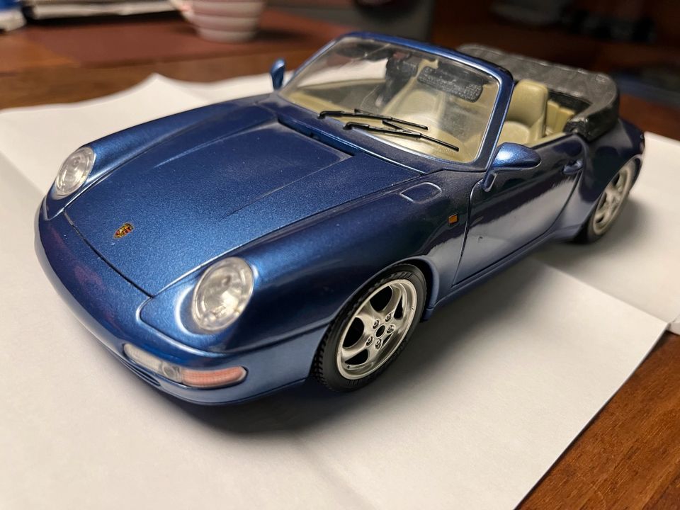 Porsche,993,Cabrio,1994,burago,1:18, selten, dunkelblau,Metallmod in Nürnberg (Mittelfr)