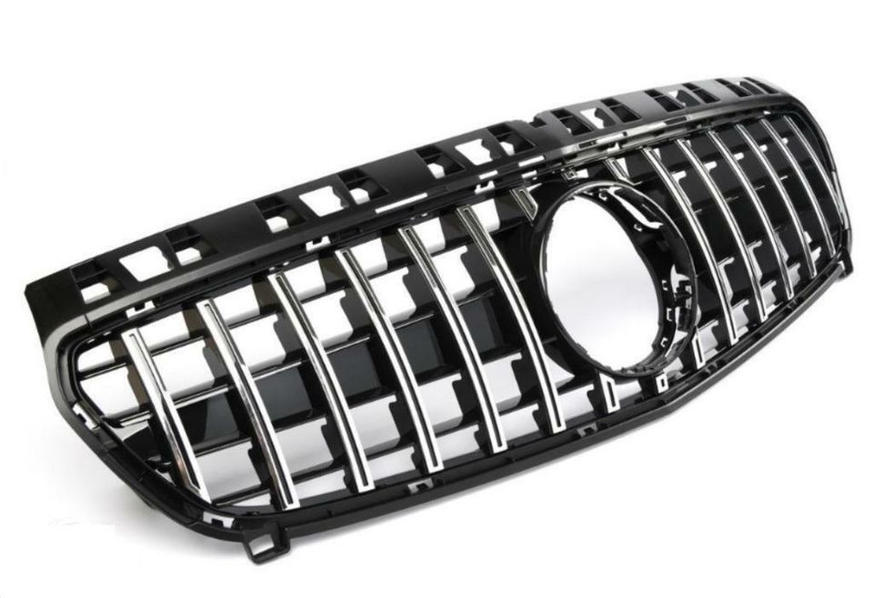 Grill Panamericana Schwarz Mercedes A-Klasse W176 A45 AMG A250 in Singen