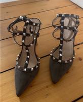 Public Desire heels Pumps Grau Nieten ähnlich Valentino 39 Rheinland-Pfalz - Leutesdorf Vorschau