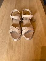 Sandalen, Plateausandalen, rosa, rosé, Gr. 41 *NEU* Dresden - Leuben Vorschau