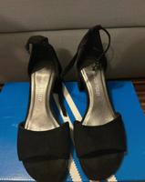 Schwarze hohe Schuhe von Marco Tozzi Niedersachsen - Emden Vorschau