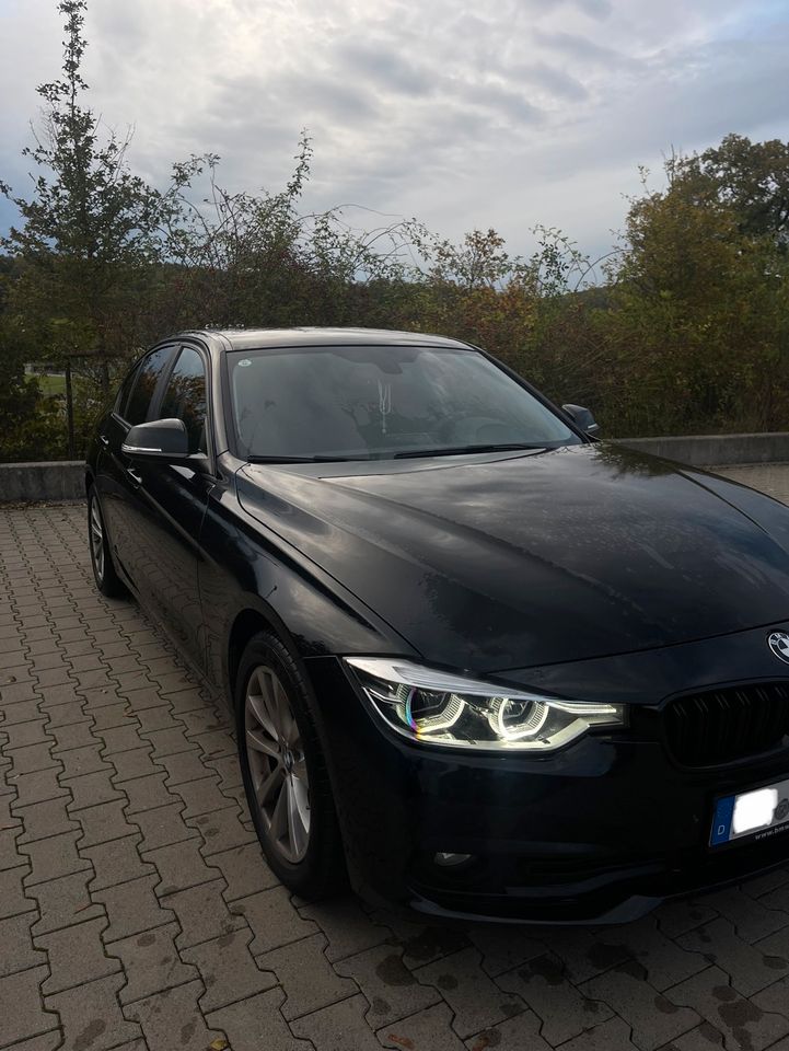 BMW 318d neuer TÜV Automatik 8-Fach bereift in Bad Kissingen