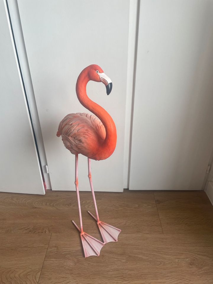 Flamingo Dekofigur in Osnabrück