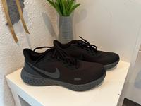 Nike Schuhe gr. 39 Hessen - Baunatal Vorschau