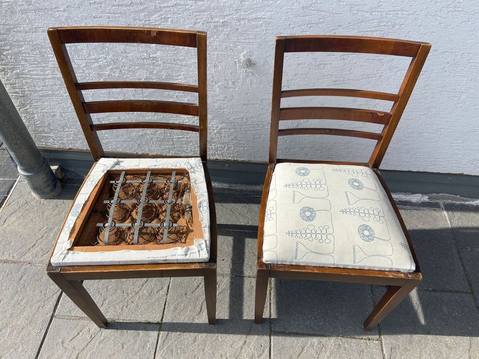 2 Stühle zu verschenken in Urbar